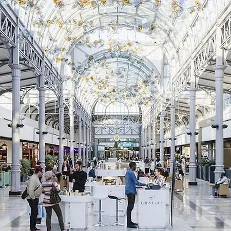 Апартаменты Charmante Maison 8min De